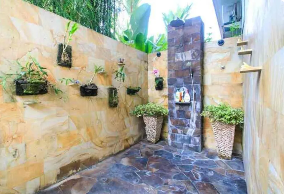 Ubud Villa 3 Bed Pool And Bungalow