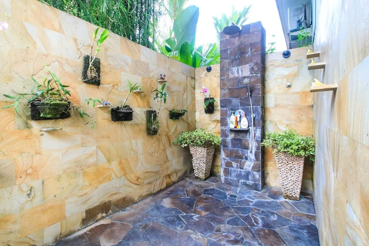 Ubud Villa 3 Bed Pool And Bungalow