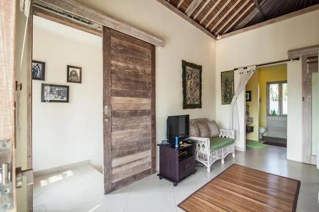 Ubud Villa 3 Bed Pool And Bungalow