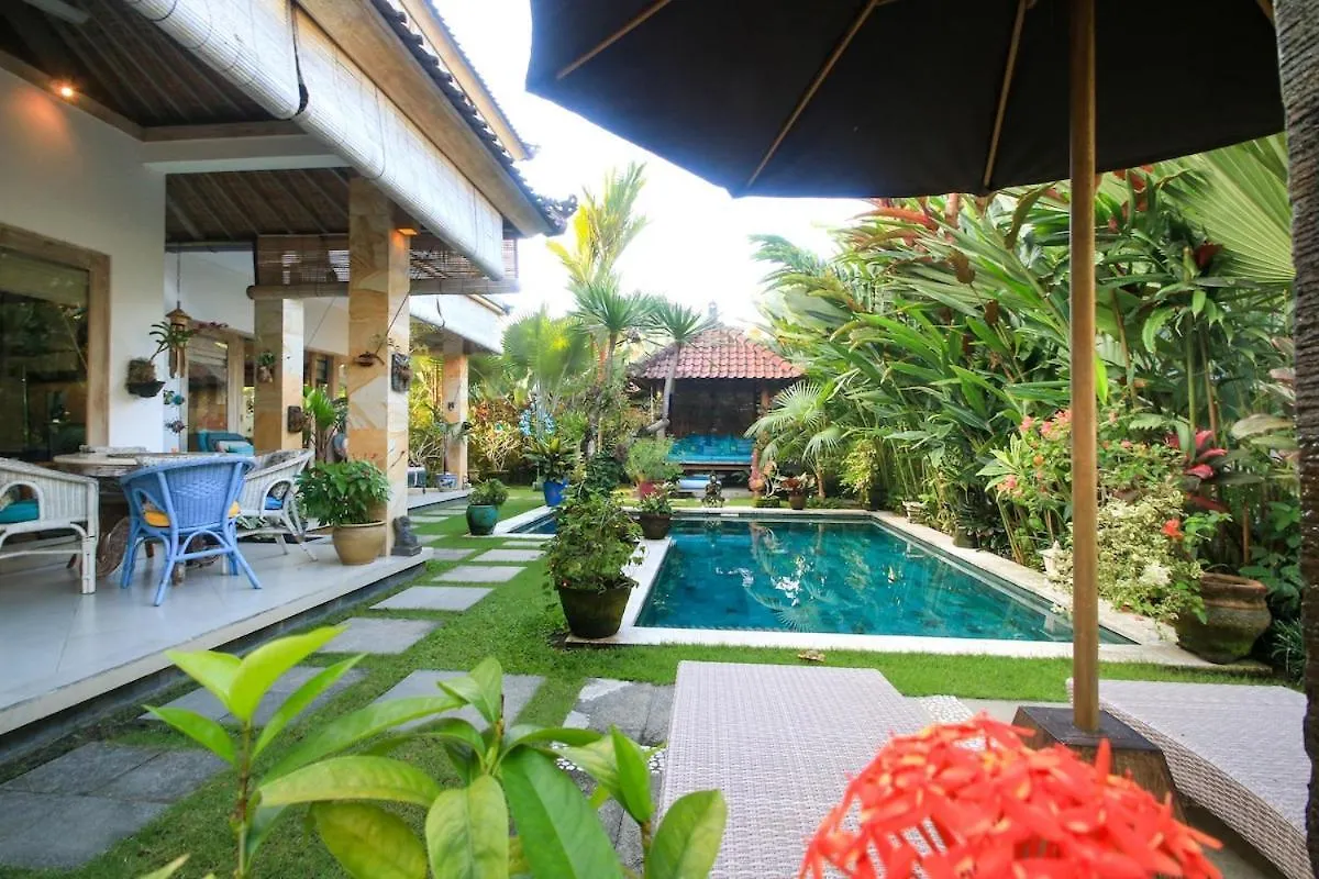 Ubud Villa 3 Bed Pool And Bungalow