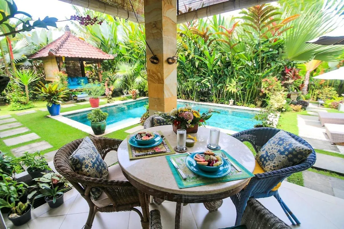 Ubud Villa 3 Bed Pool And Bungalow