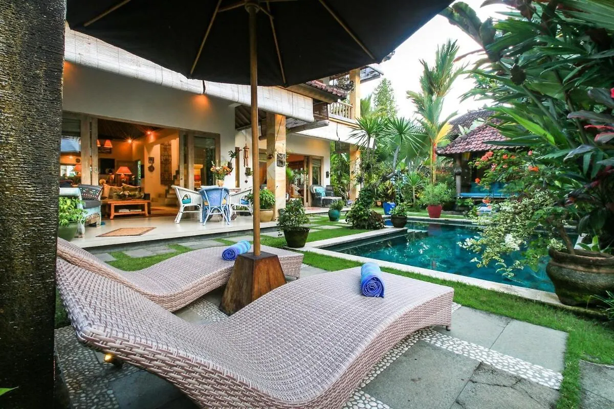 Ubud Villa 3 Bed Pool And Bungalow